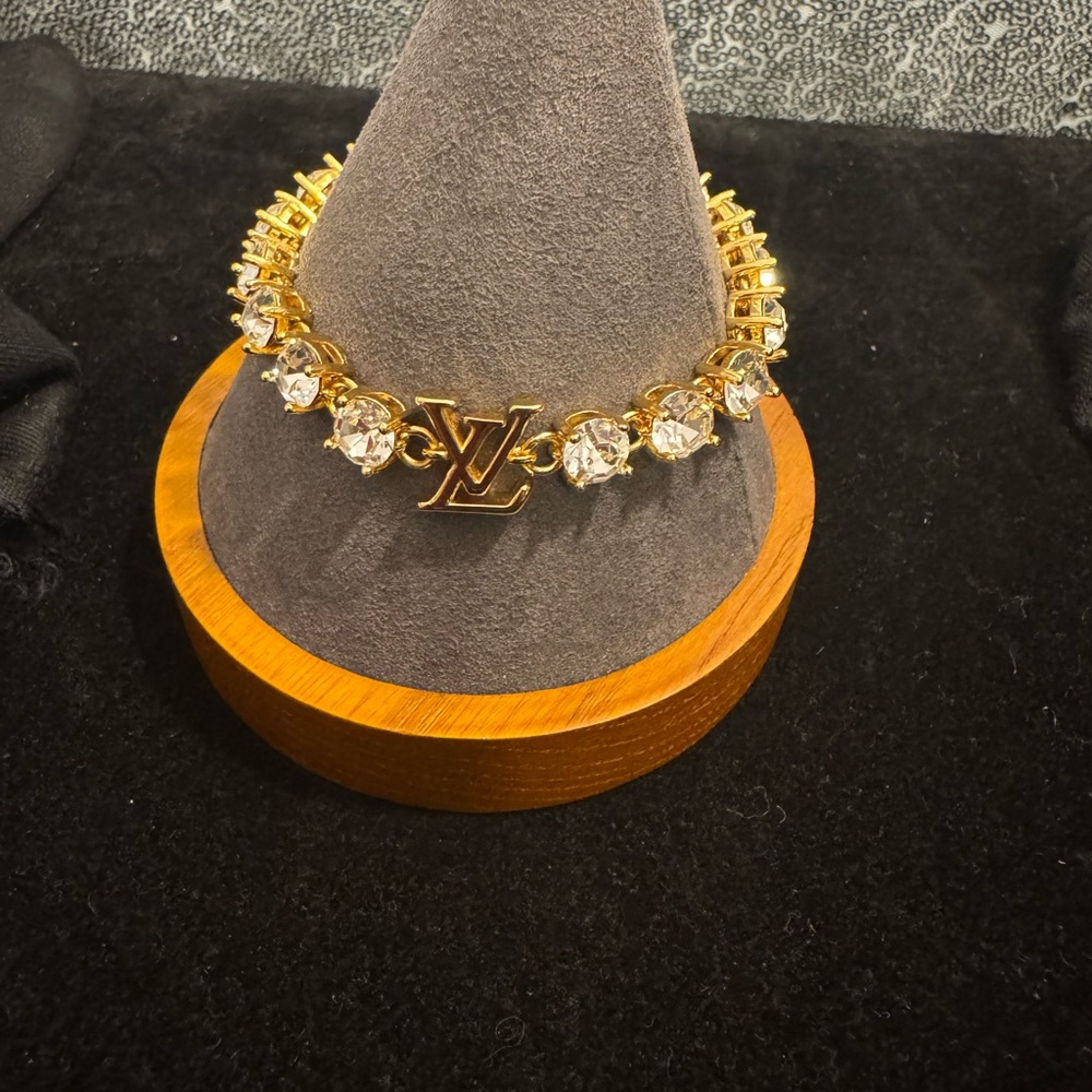 Louis Vuitton Crystal Baguette Star Gold Bracelet